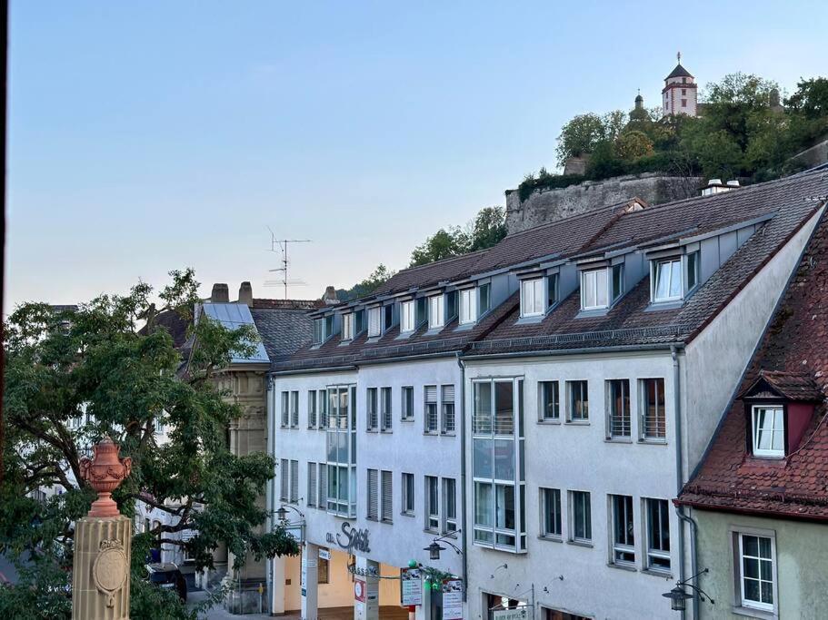 Wohnung Alte Mainbruecke - Gratis Kaffee - Netflix - Balkon Wurzburg Luaran gambar